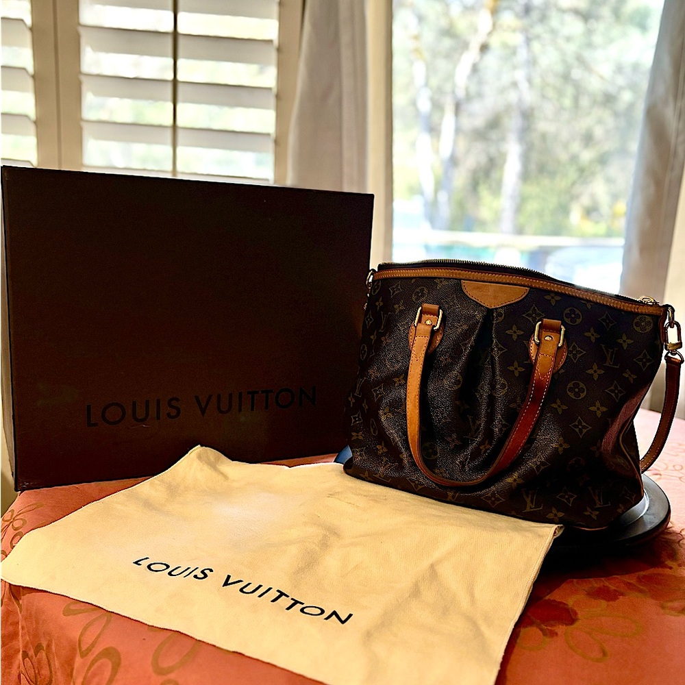 RARE Louis Vuitton Palermo PM Monogram Purse